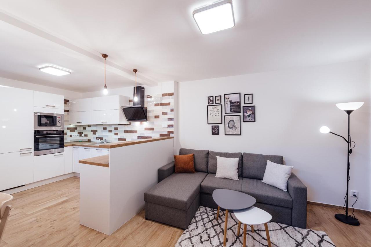 Apartman Pod Borovici Kovalovice Exterior photo